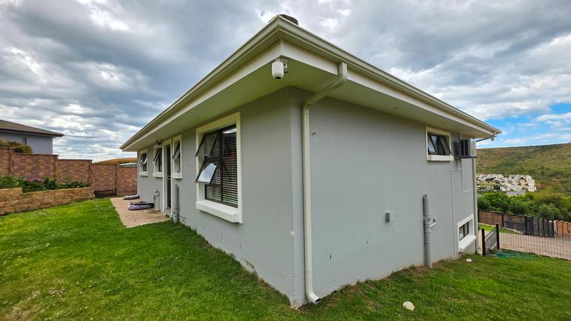 3 Bedroom Property for Sale in Island View Western Cape